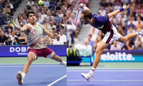 அரையிறுதியில் அல்காரஸை வீழ்த்தி 3-வது முறையாக இறுதிப்போட்டிக்கு முன்னேறினார் மெத்வதேவ்