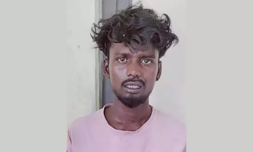 ரவுடி தலை துண்டித்து படுகொலை: நள்ளிரவில் காரில் கடத்தி மர்மநபர்கள் வெறிச்செயல்