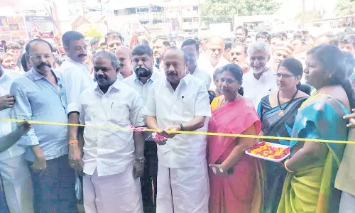 100 அரங்குகளுடன் புத்தகத் திருவிழா