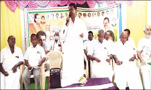 அவினாசியில் காங்கிரஸ் செயற்குழு கூட்டம்