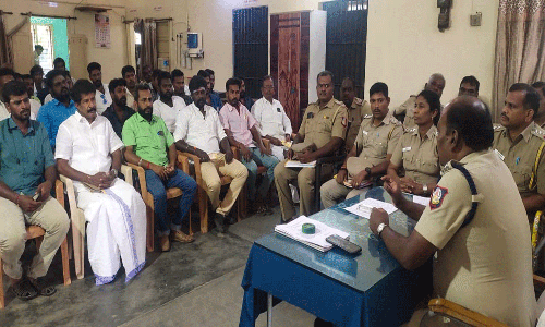 விநாயகர் சதுர்த்தி ஊர்வலம் குறித்து டி.எஸ்.பி. ஆலோசனை