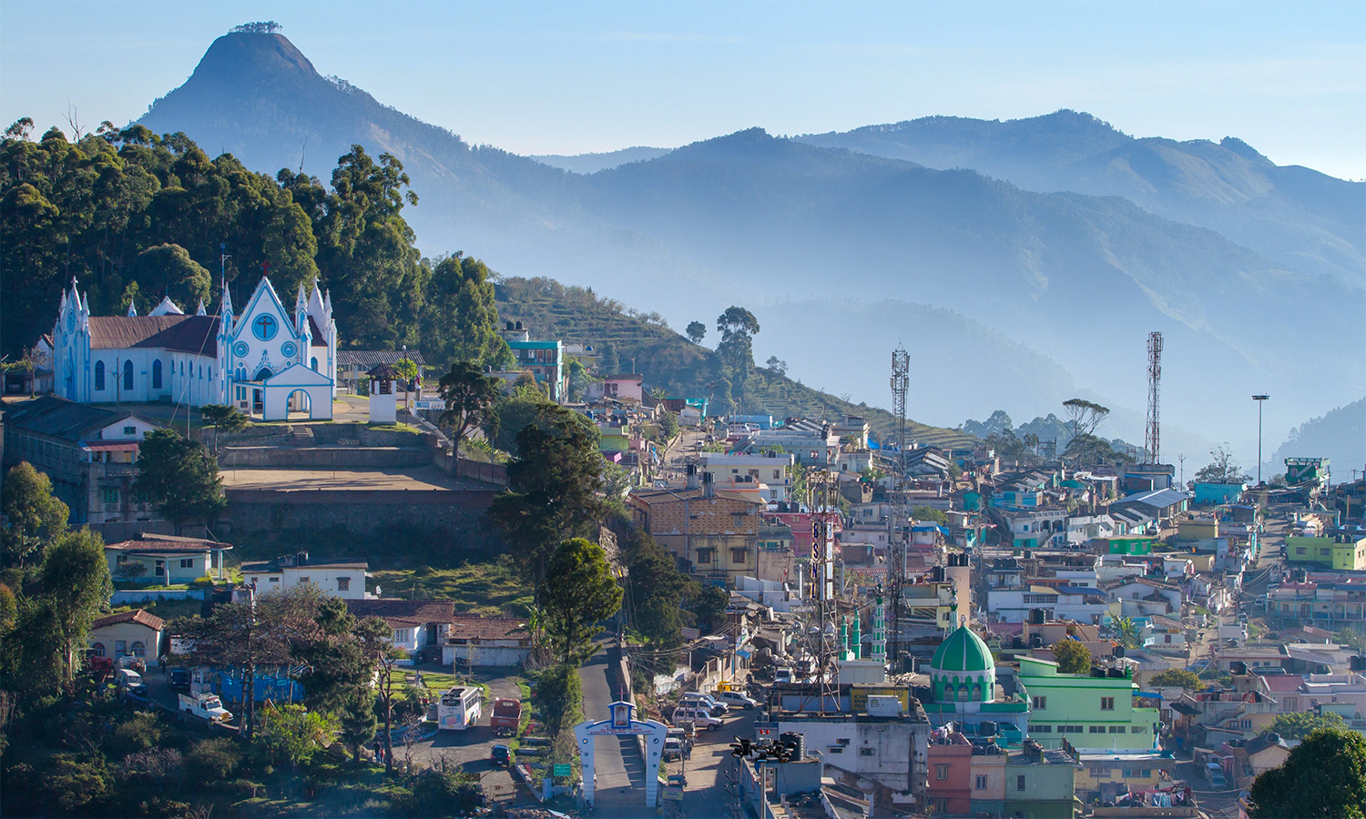 இதமான சீதோசனத்தால் கொடைக்கானலில் சுற்றுலா பயணிகள் உற்சாகம்