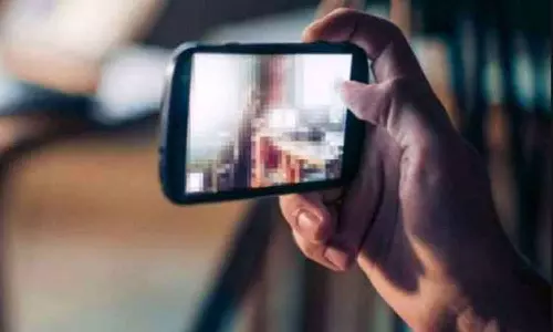 நிர்வாண படத்தை அனுப்பி ரூ.3 லட்சம் பறிப்பு: சைபர் கிரைம் பலமுறை எச்சரிக்கை விடுத்தும் ஏமாறும் பொதுமக்கள்