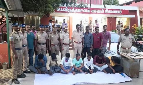 விருத்தாசலத்தில் தி.மு.க பிரமுகரை கொல்ல பீகார் மாநிலத்தில் இருந்து 3 லட்சத்துக்கு துப்பாக்கி, புல்லட் வாங்கியது அம்பலம்