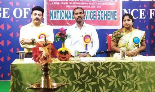 நாட்டு நலப்பணித் திட்ட விழா