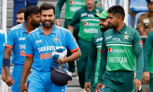 ஆசிய கோப்பை தொடர்- இந்தியாவுக்கு எதிராக டாஸ் வென்ற பாகிஸ்தான் அணி பந்து வீச்சு தேர்வு