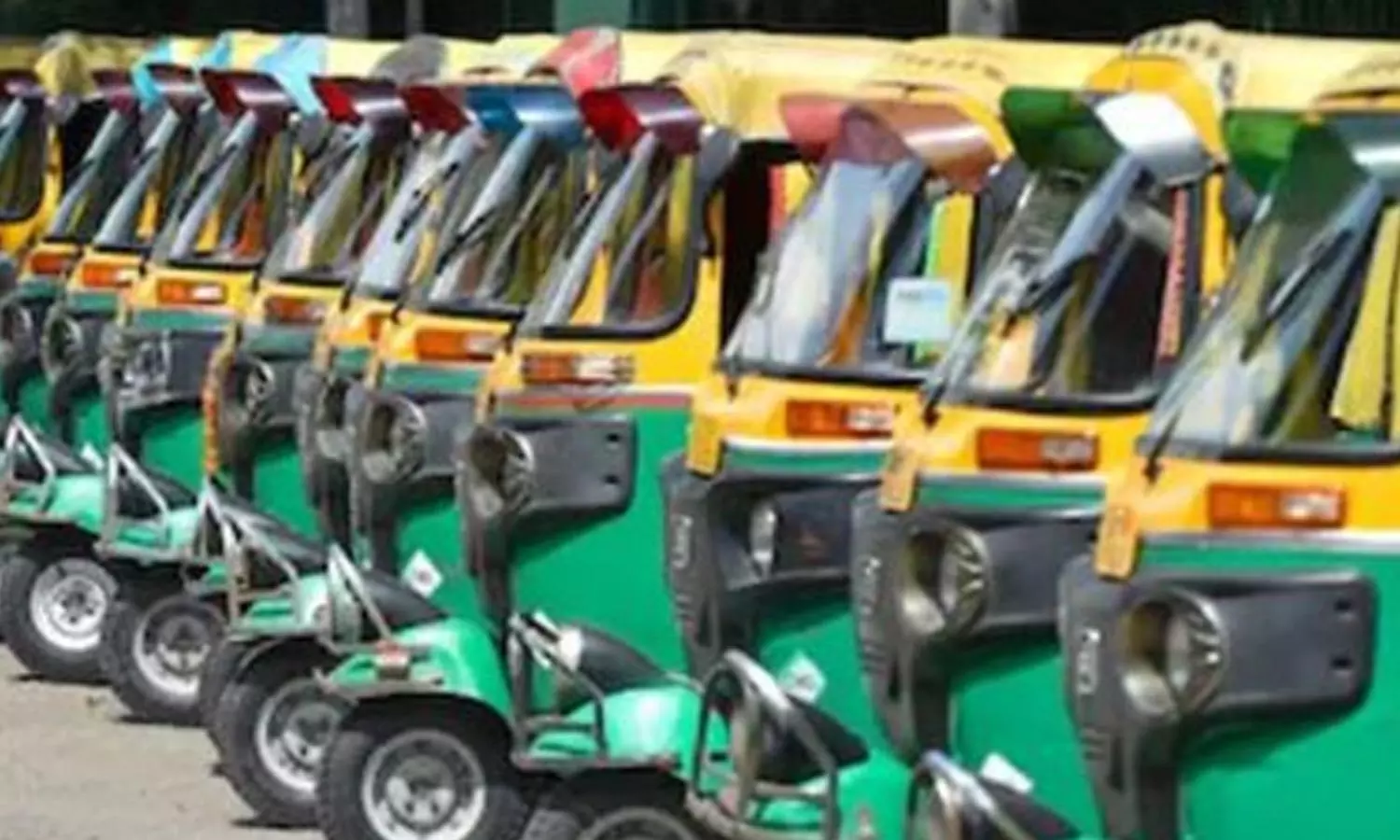 பெங்களூருவில் தனியார் பஸ், ஆட்டோ, வாகனங்கள் ஓடவில்லை: பொதுமக்கள் கடும் பாதிப்பு