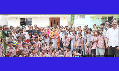 ஆதரவற்ற குழந்தைகளுக்கு நலத்திட்ட உதவிகள்