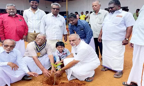 கடையநல்லூரில் மரக்கன்று நடும் விழா