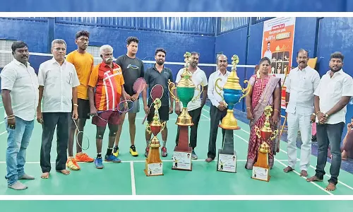 பணகுடியில் மாநில அளவிலான இறகு பந்து போட்டி