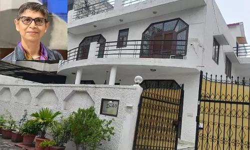 வீட்டை விற்பதில் தகராறு: மனைவியை கொன்று, வீட்டிலேயே ஒளிந்து கொண்ட கணவன்