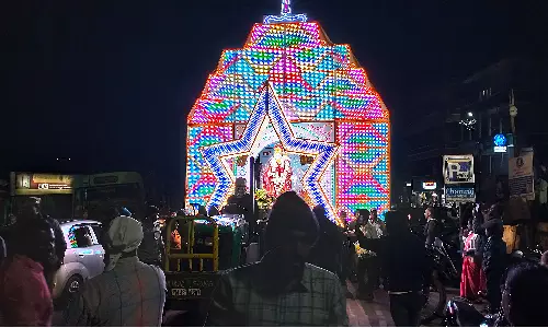 கோத்தகிரி தூய ஆரோக்கிய அன்னை ஆலய தேர்ப்பவனி