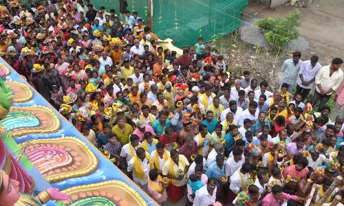 கிட்டம்பட்டி கிராமத்தில் மாரியம்மன் கோவில் கும்பாபிஷேக விழா