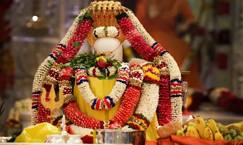 ஆன்மிகம்: இன்றைய முக்கிய நிகழ்வுகள் மற்றும் பஞ்சாங்கம்