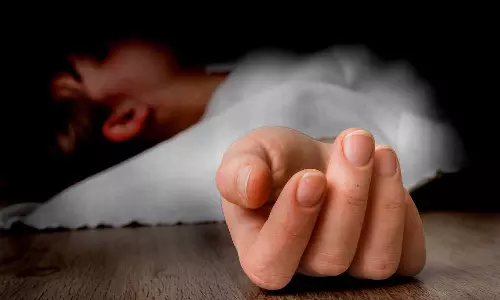 பெரியபாளையம் கோவிலுக்கு சென்று திரும்பியபோது பூண்டி ஏரியில் மூழ்கி சென்னை இளம்பெண் பலி