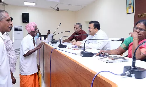 தென்காசியில் மக்கள் குறைதீர்க்கும் நாள் கூட்டம்