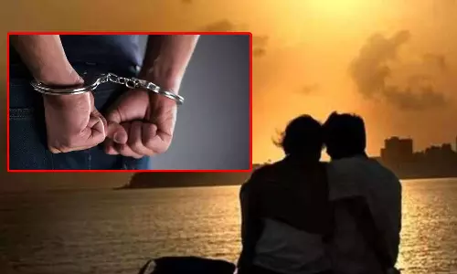 லிவ்-இன் பார்ட்னர் கற்பழிப்பு புகார்: மேக்-அப் கலைஞரை கொலை செய்து மனைவி உதவியுடன் உடலை ஓடையில் வீசிய நபர்