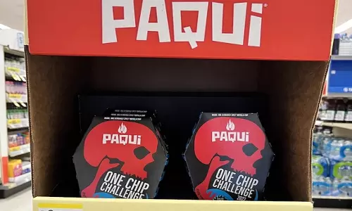 சிப்ஸ் சாப்பிடும் போட்டி விபரீதமானது: 14-வயது சிறுவன் பலி