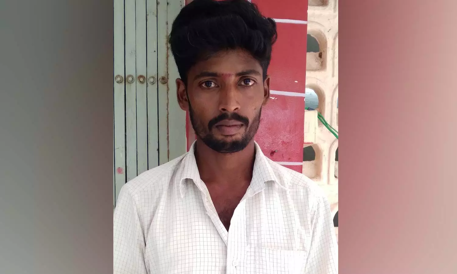 மாரண்டஅள்ளி அருகே 14 வயது சிறுமியை கர்ப்பமாக்கிய வாலிபர் போக்சோவில் கைது மாரண்டஅள்ளி அருகே 14 வயது சிறுமியை கர்ப்பமாக்கிய வாலிபர் போக்சோவில் கைது
