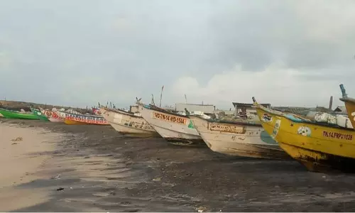 கன்னியாகுமரி அருகே மீனவர்கள் வேலைநிறுத்த போராட்டம்