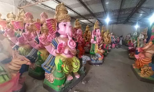 திருப்பூர், கோவை உள்பட 4 மாவட்டங்களில் பிரதிஷ்டை செய்ய 5000 விநாயகர் சிலைகள் தயாரிப்பு