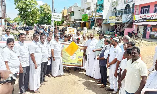 உணவு பாதுகாப்பு துறை சார்பில் சிறுதானிய விழிப்புணர்வு ஊர்வலம்