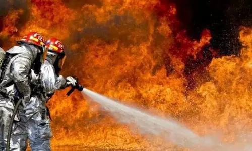 உடுமலையில் தீயணைப்பு உபகரணங்கள் ஆய்வு