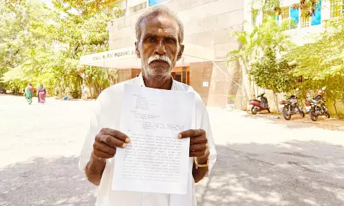 மின் இணைப்பு பெற  விவசாயியை 9 ஆண்டுகளாக அலை கழித்து வரும் அதிகாரிகள்