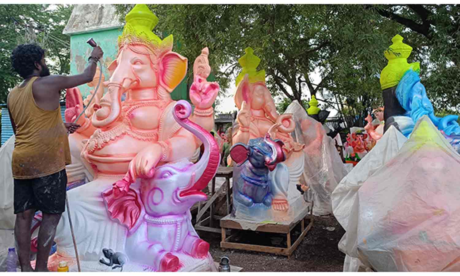 விநாயகர் சிலை தயாரிப்பு பணி மும்முரம்