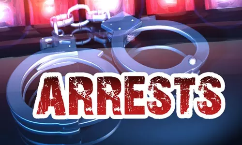 மது-போதைப்பொருள் விற்ற 2 பேர் கைது