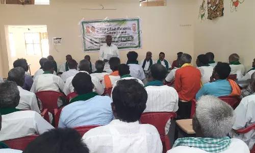 தேன்கனிக்கோட்டையில் தமிழக நதிகள் இணைப்பு விவசாயிகள் சங்கமாநில செயற்குழு கூட்டம்