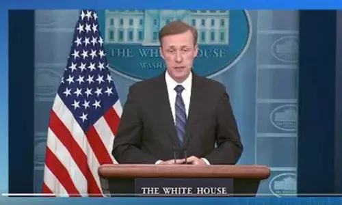 உக்ரைன் அதிபர் ஜெலன்ஸ்கி அடுத்த வாரம் அமெரிக்கா வருகை - அதிபர் ஜோ பைடனை சந்திக்கிறார்