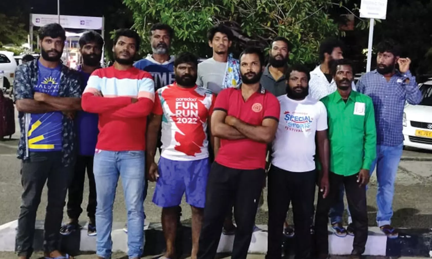 நடுக்கடலில் விசைப்படகு மீது கப்பல் மோதல்: மாலத்தீவில் தவித்த மீனவர்கள் உட்பட 12 பேர் சொந்த ஊருக்கு திரும்பினர் நடுக்கடலில் விசைப்படகு மீது கப்பல் மோதல்: மாலத்தீவில் தவித்த மீனவர்கள் உட்பட 12 பேர் சொந்த ஊருக்கு திரும்பினர்