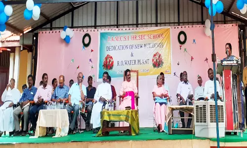 வத்தலக்குண்டு சி.எஸ்.ஐ. பள்ளியில் வகுப்பறை கட்டிடம் திறப்பு