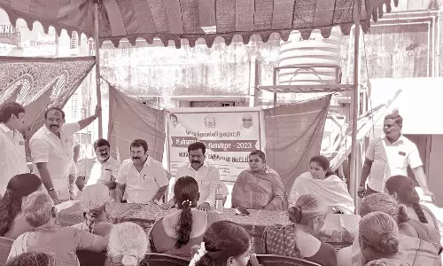 உள்ளாட்சி தினத்தையொட்டி பூந்தமல்லி நகராட்சியில் வார்டு குழு கூட்டம்- கிருஷ்ணசாமி எம்.எல்.ஏ. பங்கேற்பு