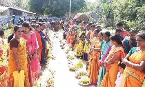 புலவஞ்சியில் நாளை மழைமாரியம்மன் கோவில் குடமுழுக்கு