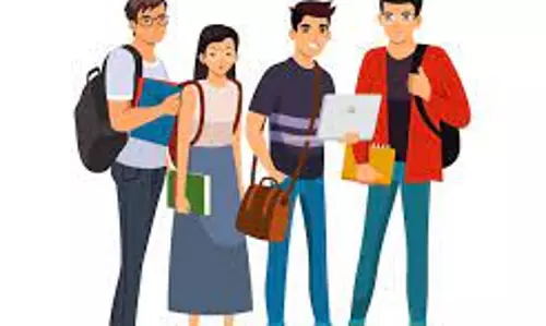 முதலாமாண்டு மாணவிகளுக்கு நோக்குநிலை திட்ட விழா