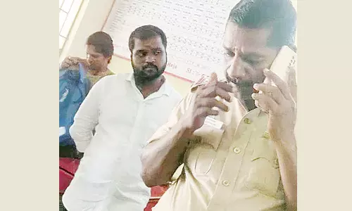 ரவுடியை சுட்டு விடவா?: சப்-இன்ஸ்பெக்டர் மிரட்டல் பேச்சு... பரபரப்பு தகவல்கள்