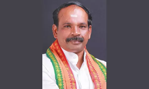 உலக சாதனை நிகழ்ச்சியாக 73 திட்ட பலன்கள்