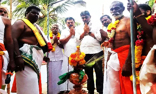 கடமலைக்குண்டு கருப்பசாமி கோவிலில் கும்பாபிஷேகம்