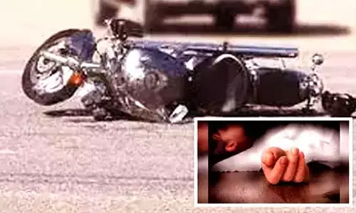 ஆட்டோ கவிழ்ந்து டிரைவர் பலி