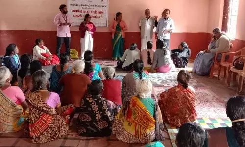 நீலகிரி மணியபுரத்தில்  கிராமசபை கூட்டம்