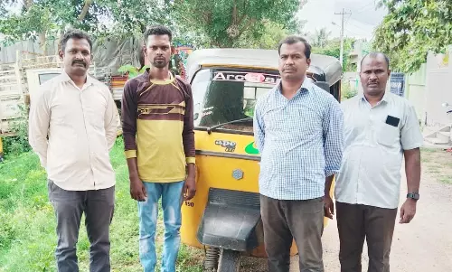 செம்மன அள்ளி அருகே ரேஷன் அரிசி கடத்திய வாலிபர் சிறையில் அடைப்பு