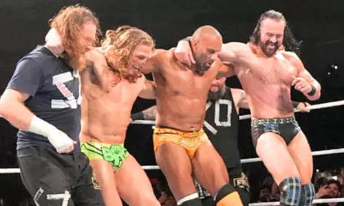 நாட்டு நாட்டு பாடலுக்கு நடனமாடிய மல்யுத்த வீரர்கள்