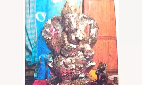 10 ஆயிரம் நாணயங்களால் உருவான விநாயகர் சிலை