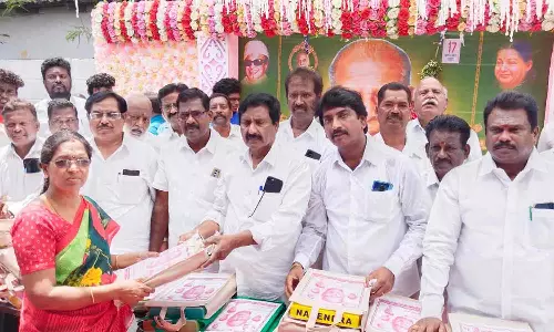 அ.தி.மு.க. சார்பில் ஏழைகளுக்கு நலதிட்ட உதவி