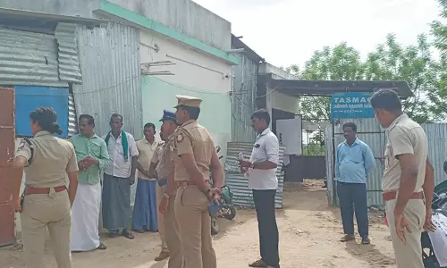 விராலிமலை அருகே டாஸ்மாக் கடை பூட்டை உடைத்து ரூ.5 லட்சம் கொள்ளை