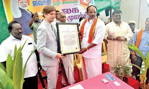 பிரதமர் மோடி பிறந்த நாளில் மாநகராட்சி கவுன்சிலர் ஜவான் அய்யப்பன்