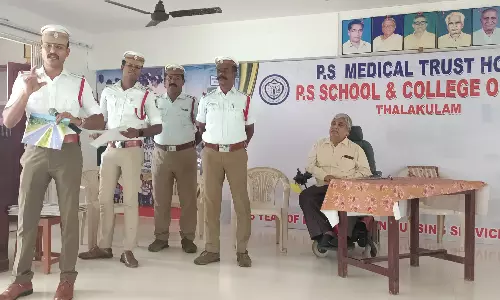 தலக்குளம் பி.எஸ்.சி. நர்சிங் கல்லூரியில் சாலை பாதுகாப்பு விழிப்புணர்வு கருத்தரங்கம்