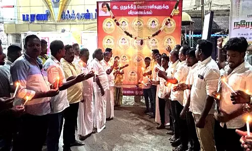 பா.ம.க.வினர் மெழுகுவர்த்தி ஏந்தி அஞ்சலி